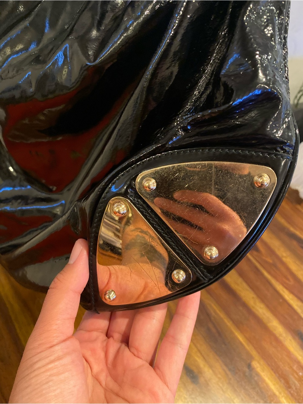 Gucci Indy Black Patent Leather Hobo with Gold-Tone Hardware and Tassel - Picture 10 of 12